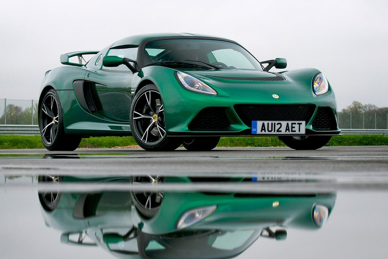 A Massive Review Of The Lotus Exige Roadster | OSV | Car Leasing